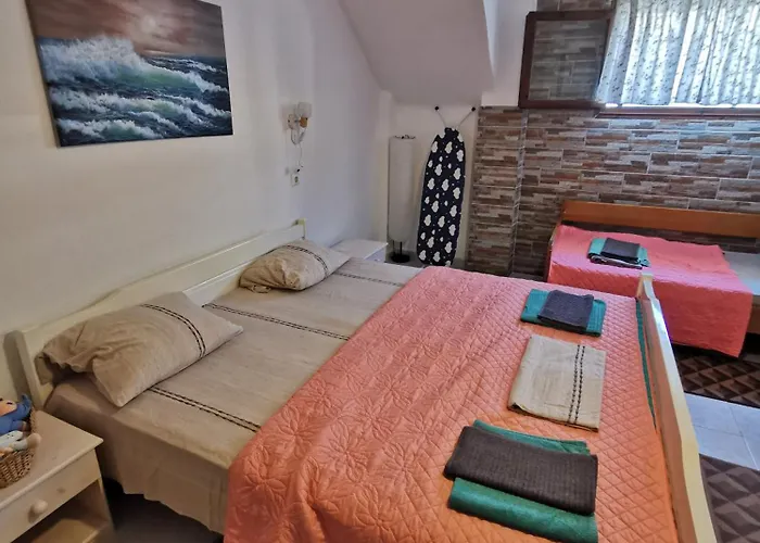 Apartment Orange_blue_аpartment N2 Near Sea